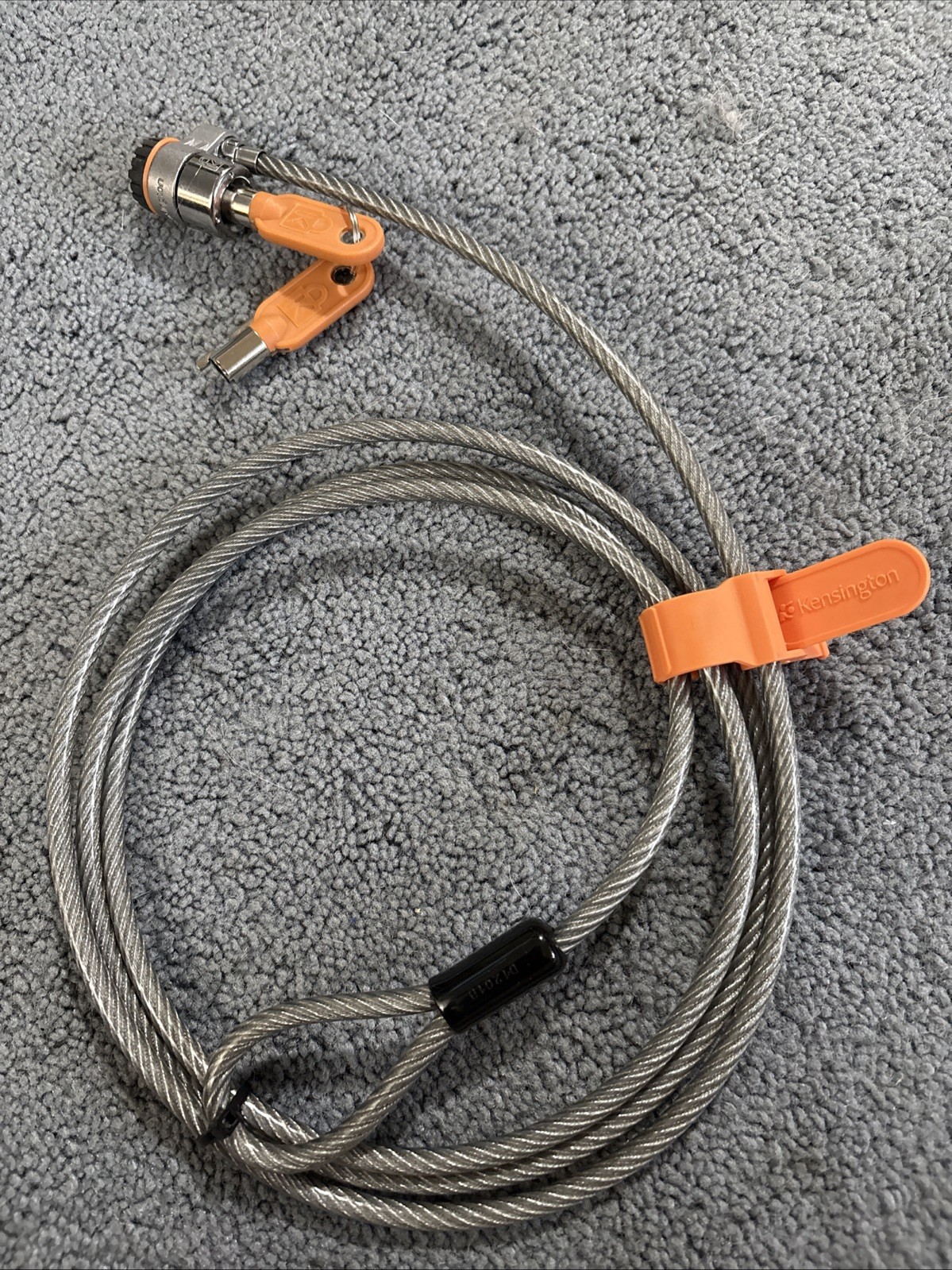 KENSINGTON KMW64068 NOTEBOOK MICROSAVER SECURITY CABLE SILVER