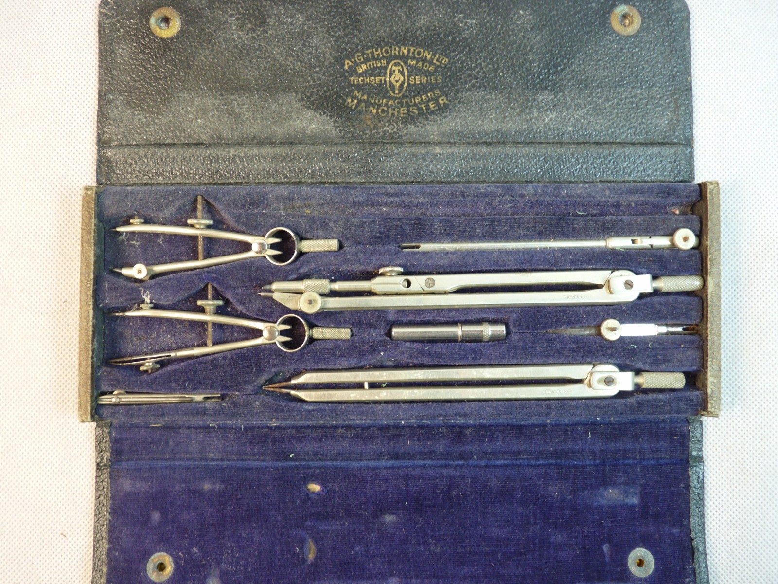 CASED VINTAGE A.G THORNTON "TECHSET" DRAUGHTSMAN'S TECHNICAL DRAWING INSTRUMENTS