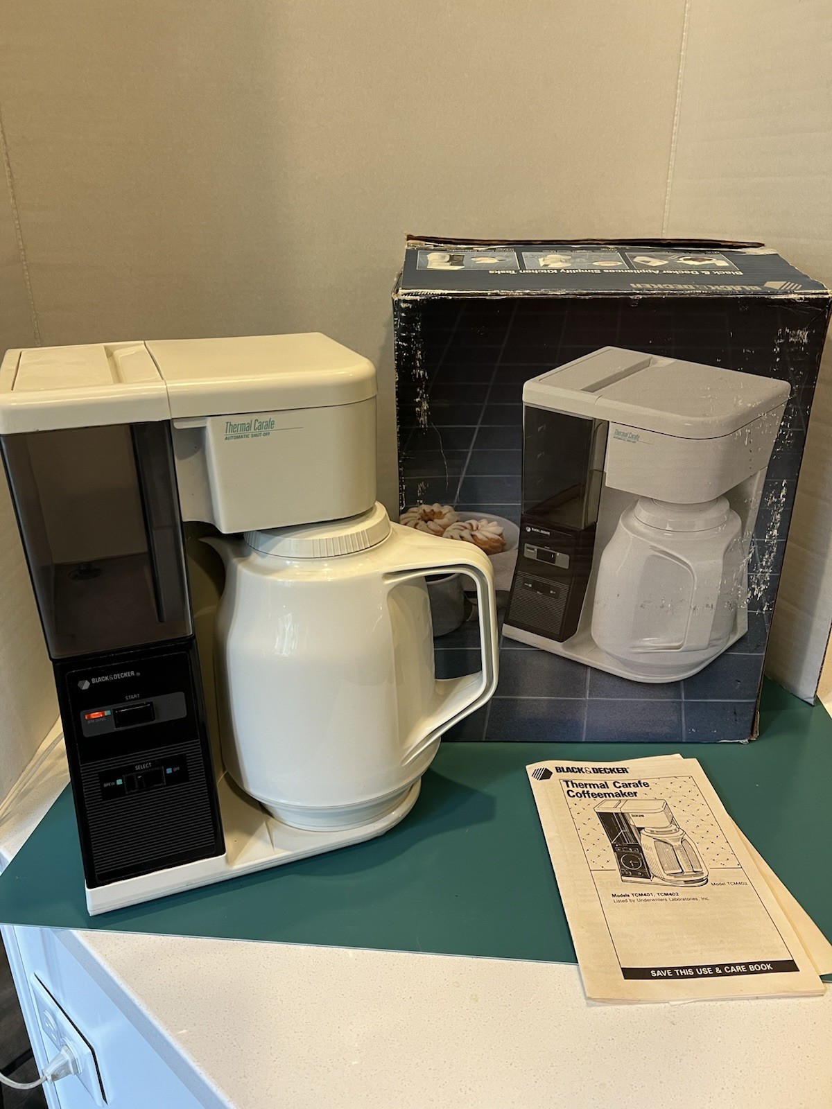 Black & Decker Coffee Maker TCM401 Thermal Carafe 8 Cup USED Tested Working BOX