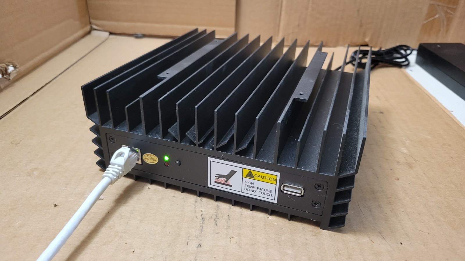 ICERIVER KS0 PRO 200 Gh/s 100W ASIC KASPA MINER