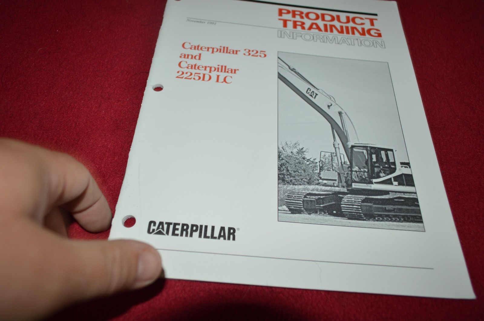 Caterpillar 325 225D LC Hydraulic Excavator Dealer's Brochure DCPA8