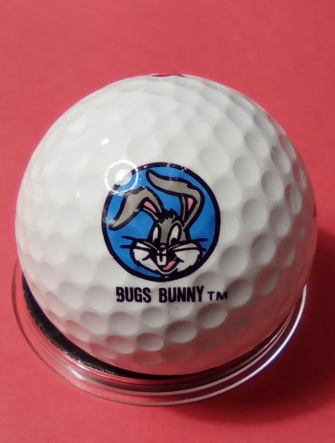 BUGS BUNNY LOGO GOLF BALL GREAT FOR ANY COLLECTION!