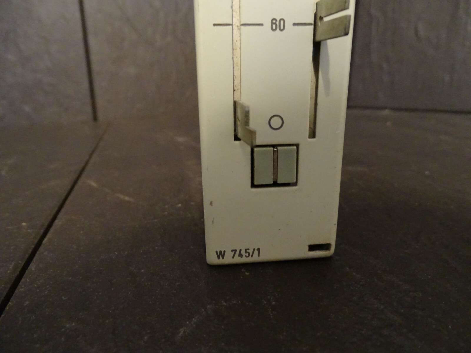 RFZ W 745/1 active level control Legend rare
