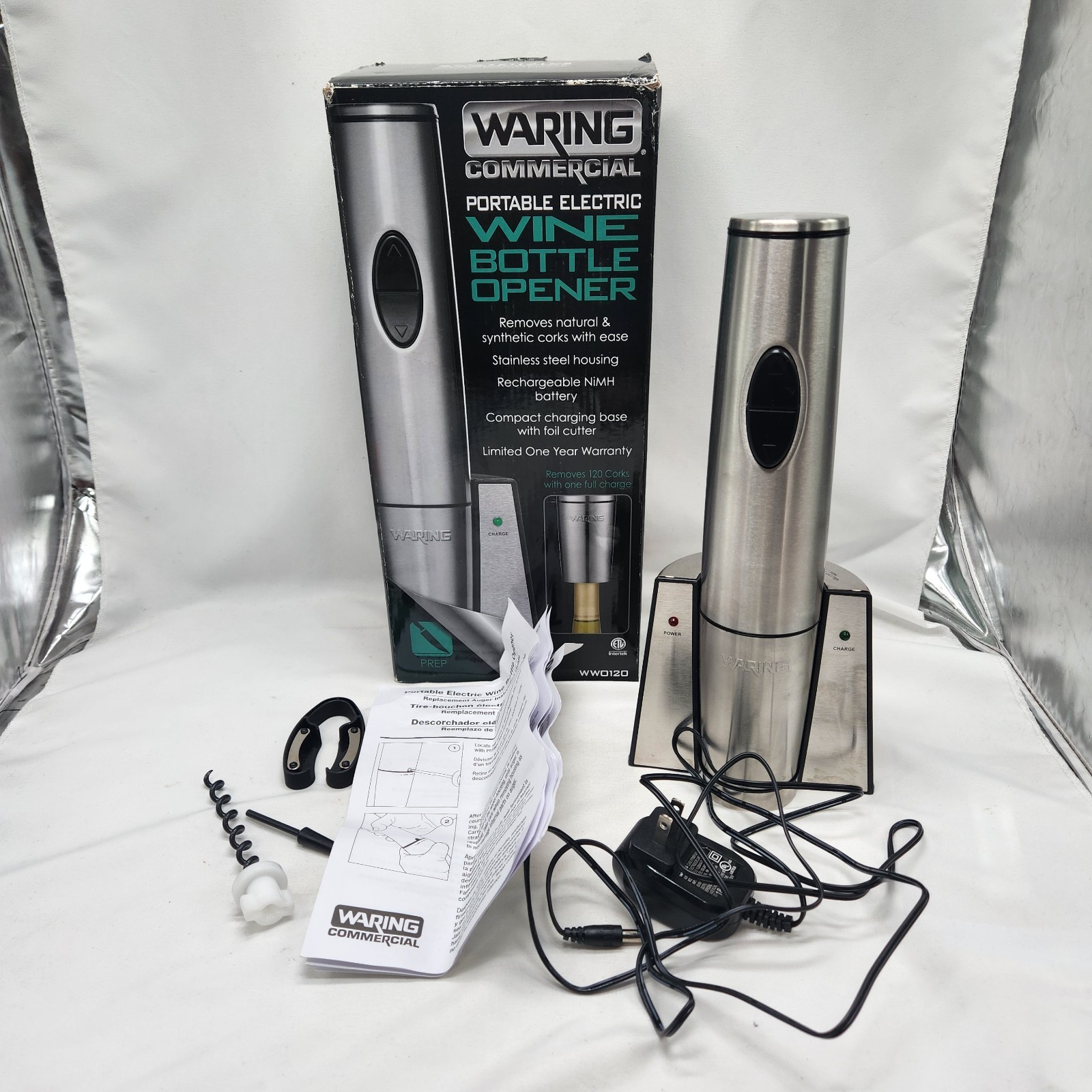 Waring Commercial WWO120 Portable Electric Wine Bottle Opener Rechargeable Beer