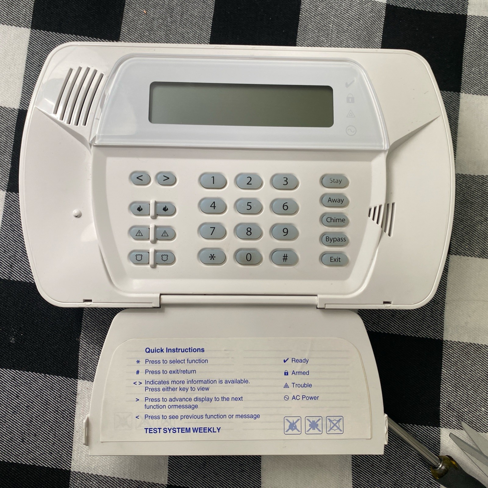 DSC Impassa SCW9057 Wireless Security Alarm Panel Only – Used Working Condition