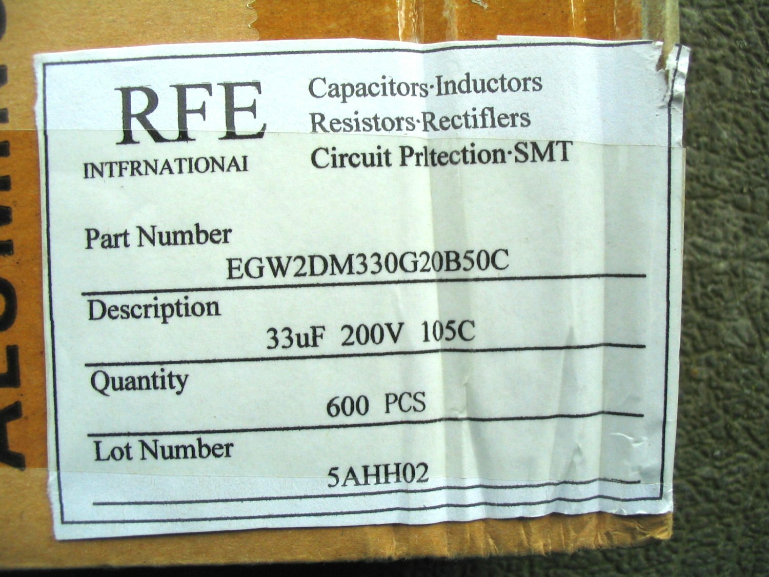 12 pc - 33uf 200v radial electrolytic capacitors 105c (blu)