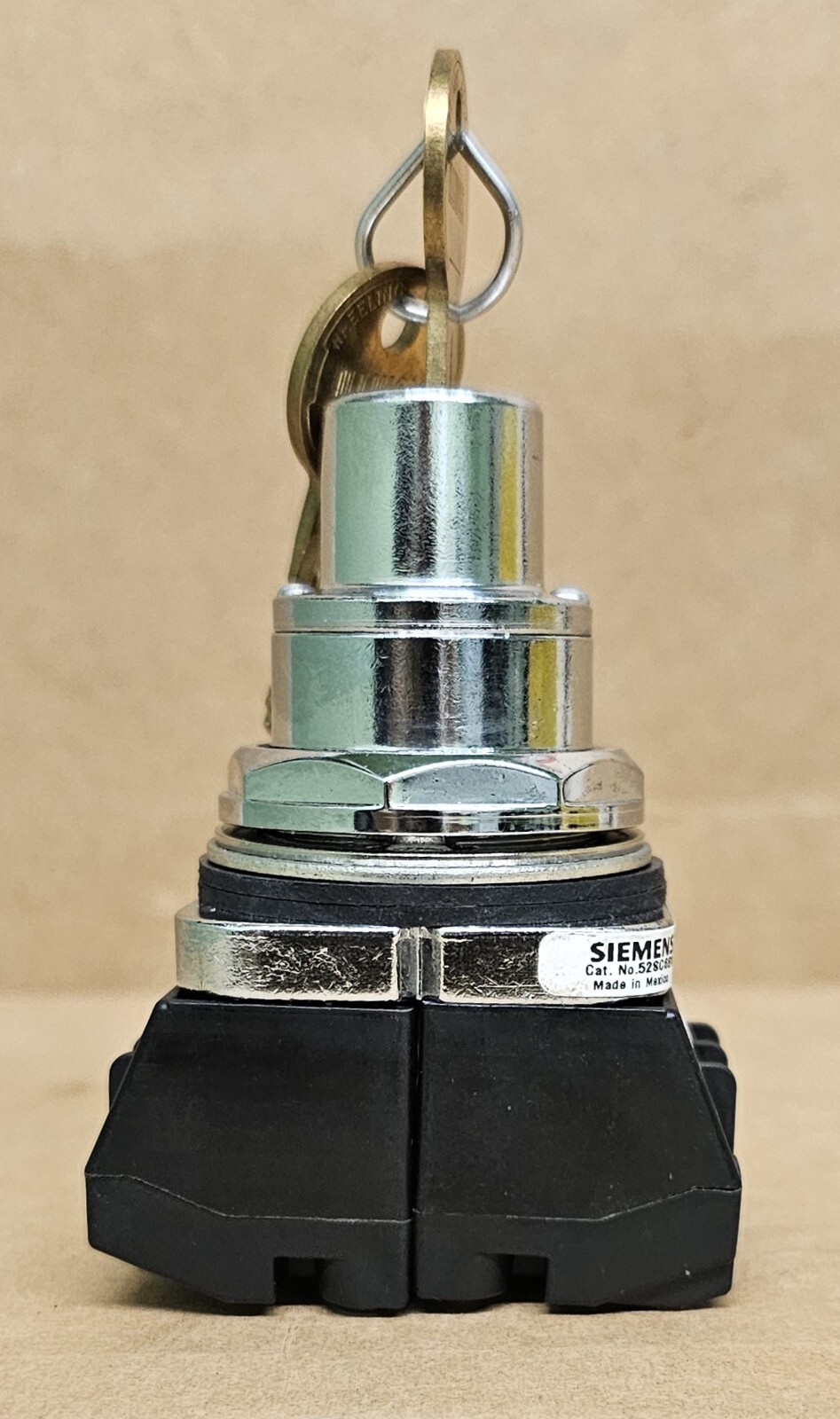 Siemens Key Selector Operator 52SC6BV Spring Return