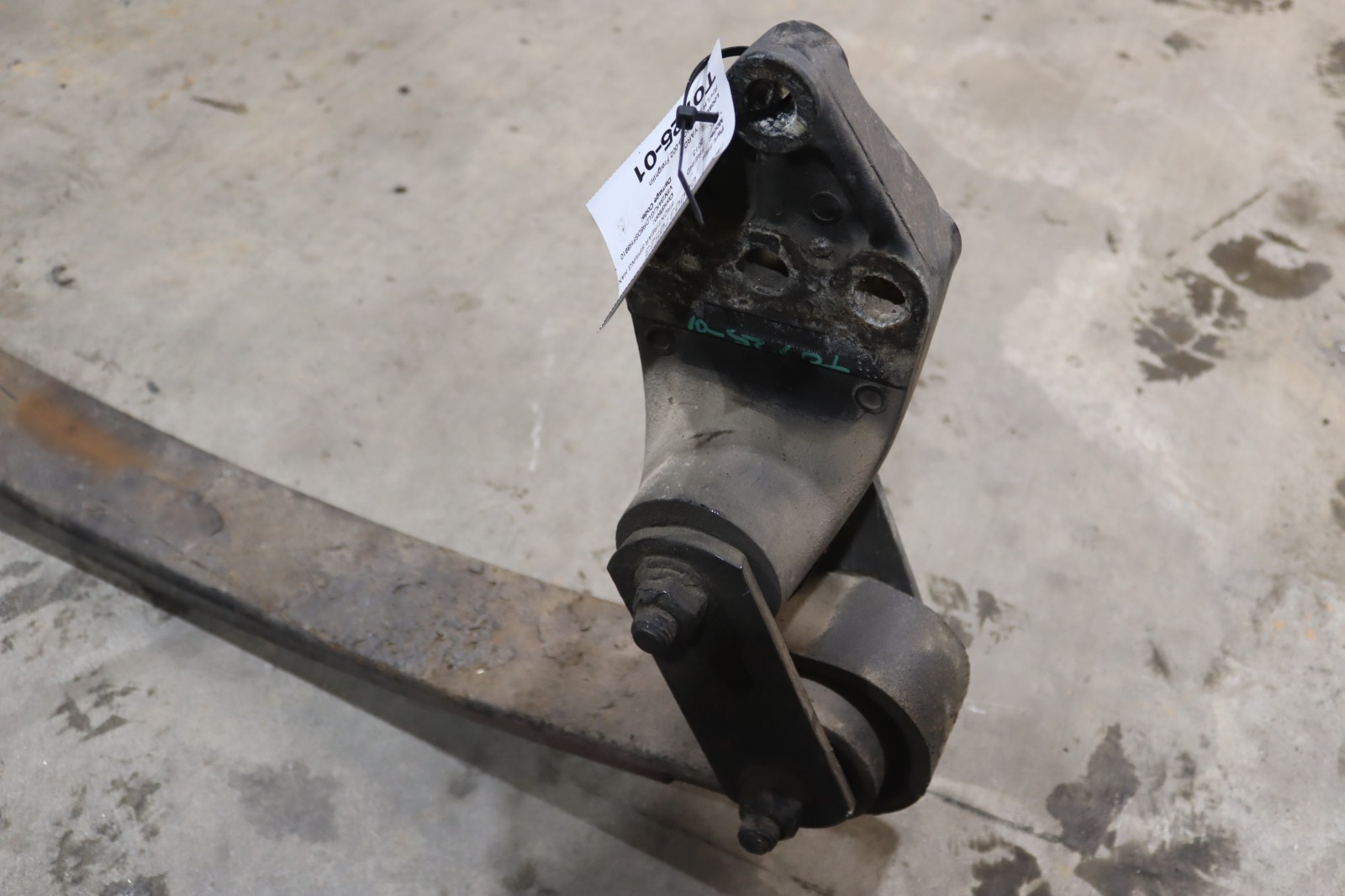 2008-2017 FREIGHTLINER CASCADIA 125 FRONT RIGHT SUSPENSION LEAF SPRING OEM