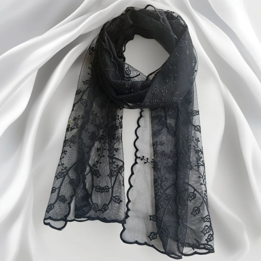 Versatile Retro Women's Lace Scarf Long Elegant Summer Sunscreen Shawl Embroider
