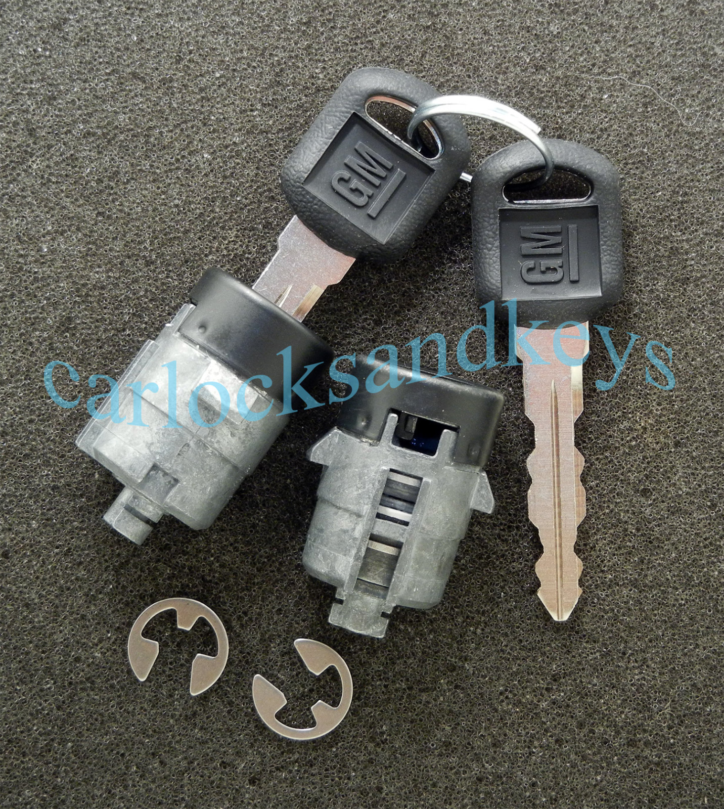 OEM Buick Cadillac Chevrolet GMC Olds Pontiac 2 Door Locks Black w/ 2 GM Keys