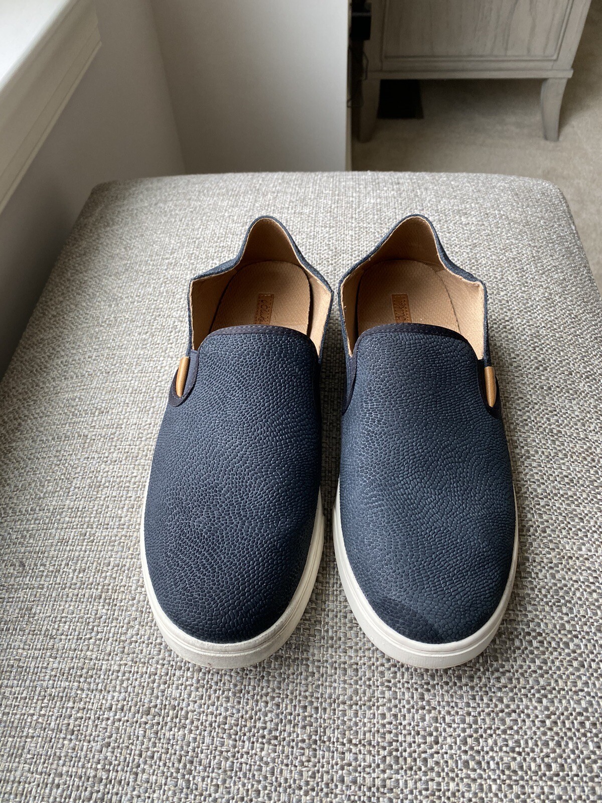 Pla Kai Leather Pehuea 11