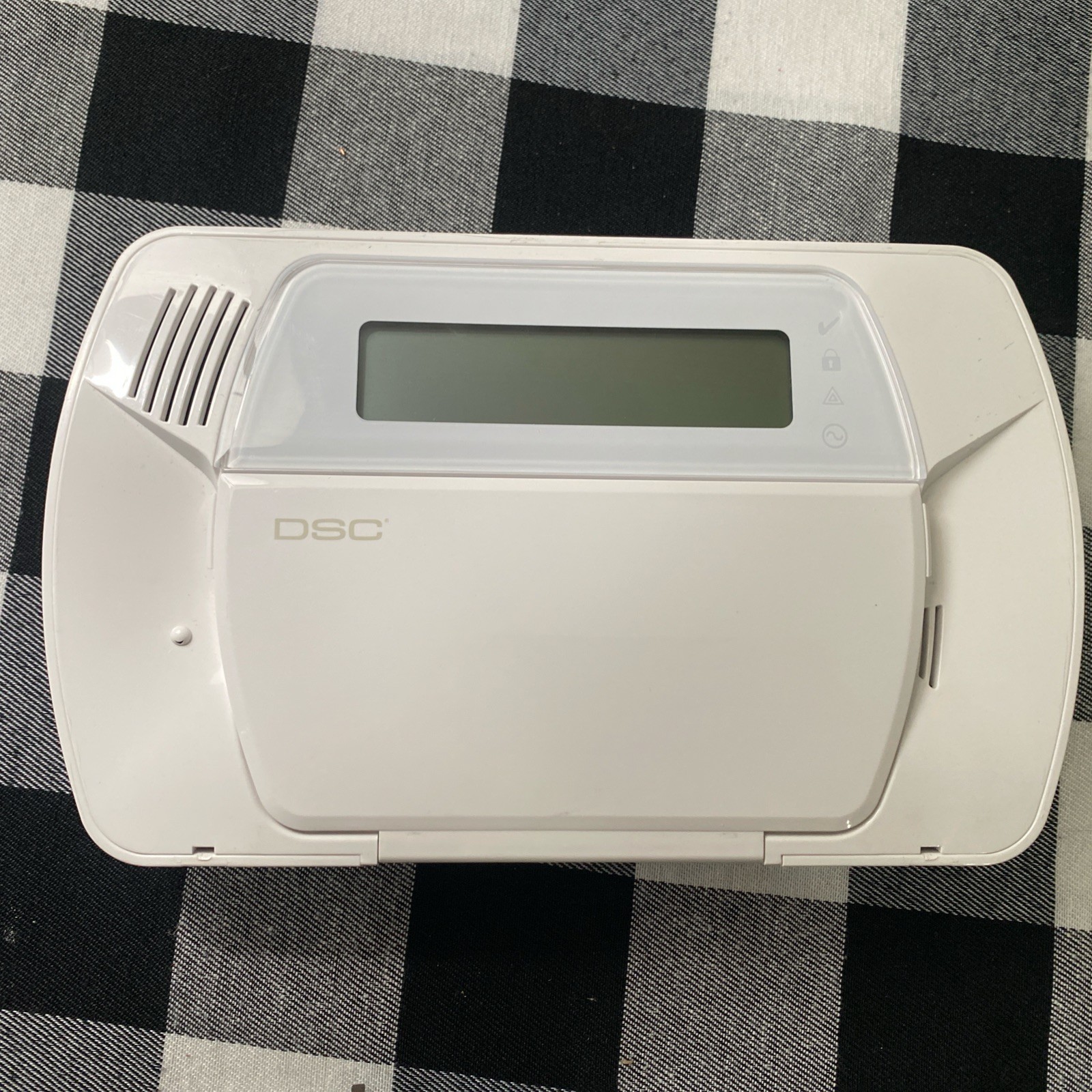 DSC Impassa SCW9057 Wireless Security Alarm Panel Only – Used Working Condition