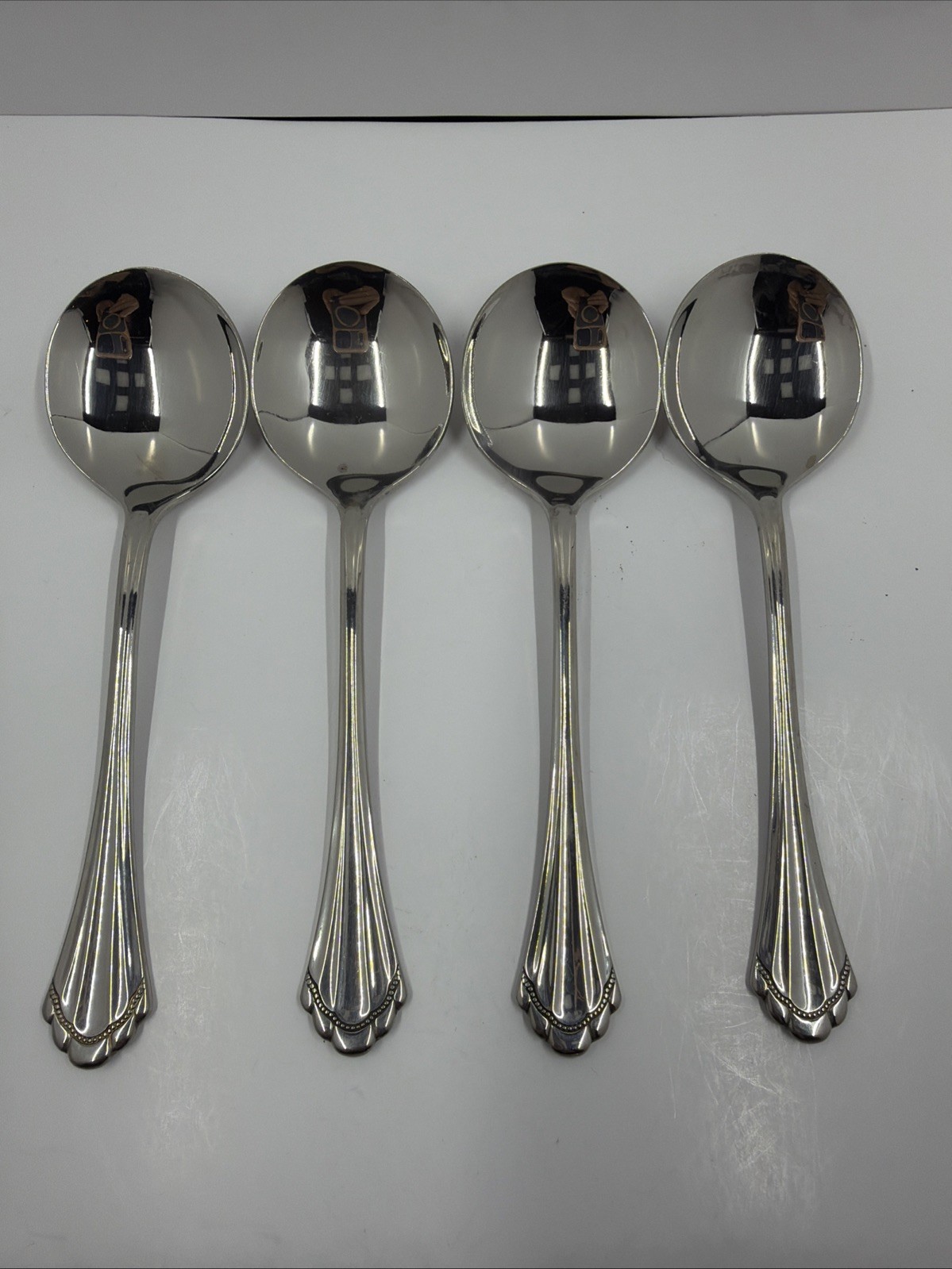 4 Oneida Community Cube MARQUETTE Stainless ROUND Cream BOWL SOUP SPOONS 5.75”