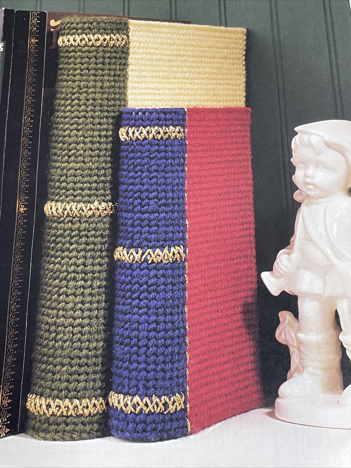 Annie's Attic Library Bookends Plastic Canvas Pattern