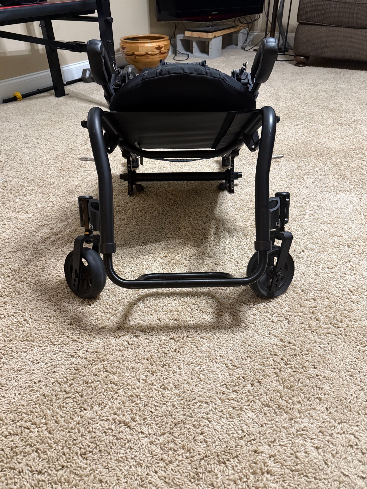 Quickie QRI Wheelchair