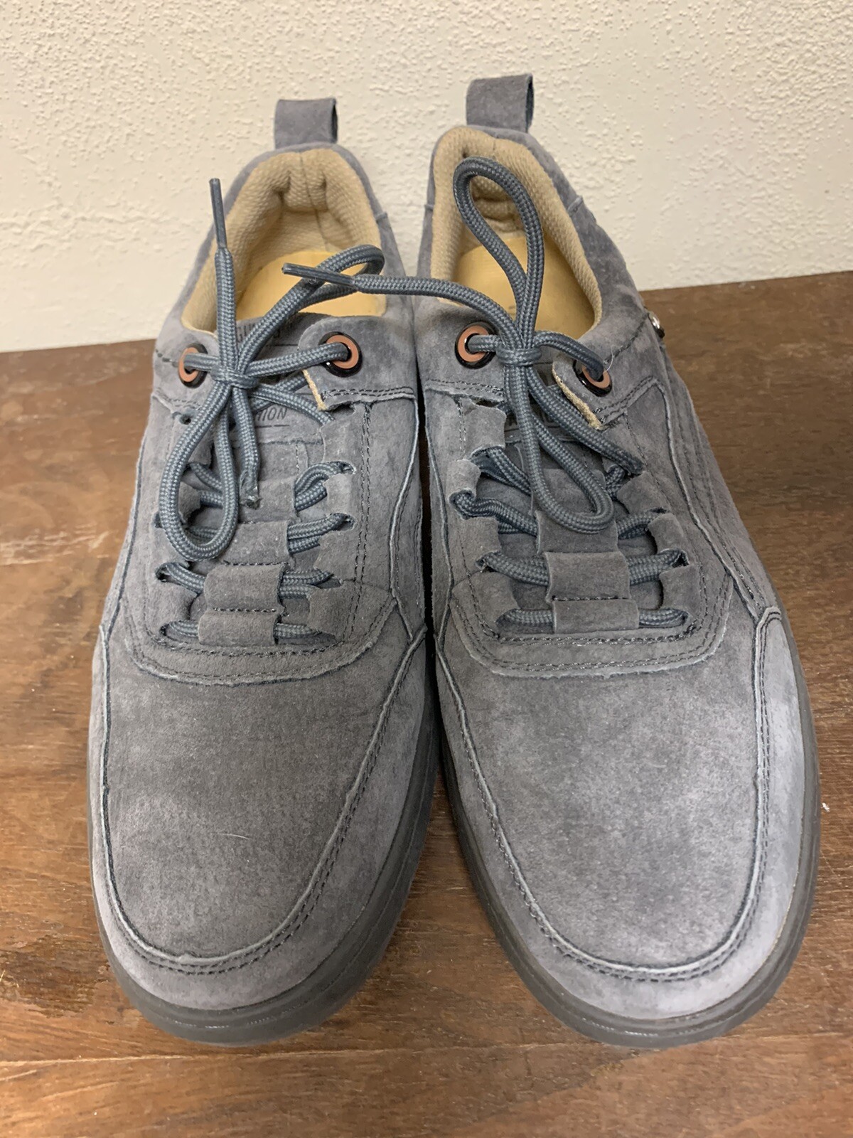 1987 Women’s Grey Genuine Suede Sneaker Size US 8.5