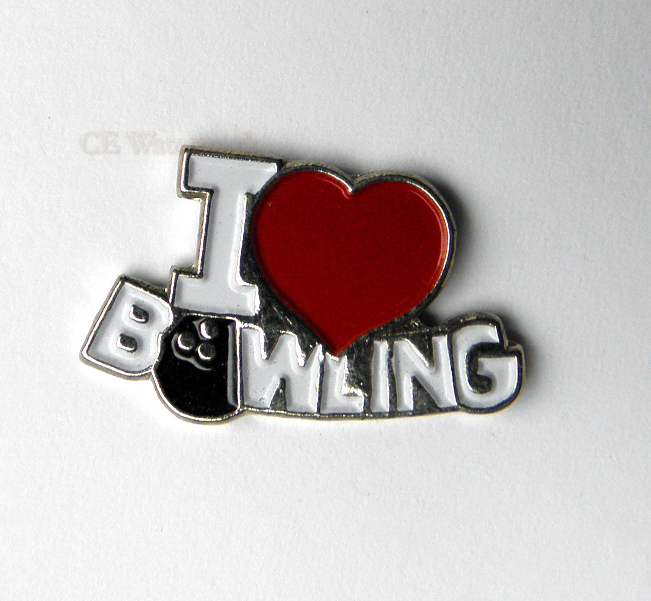 I LOVE BOWLING HEART NOVELTY LOGO LAPEL PIN 3/4 INCH
