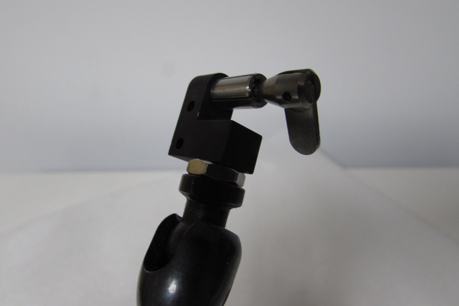 EZ-PROBE positioner