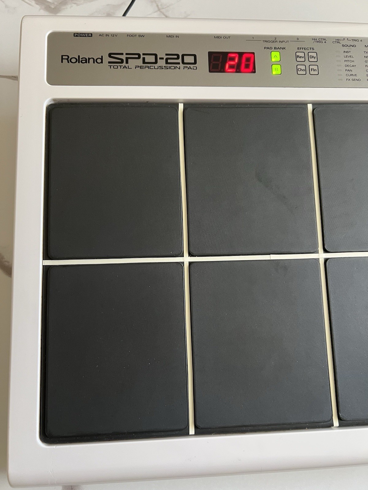 Roland SPD-20 Drum Pad, Built-in Effects, Programmable, 8 Pads, Power Adapter