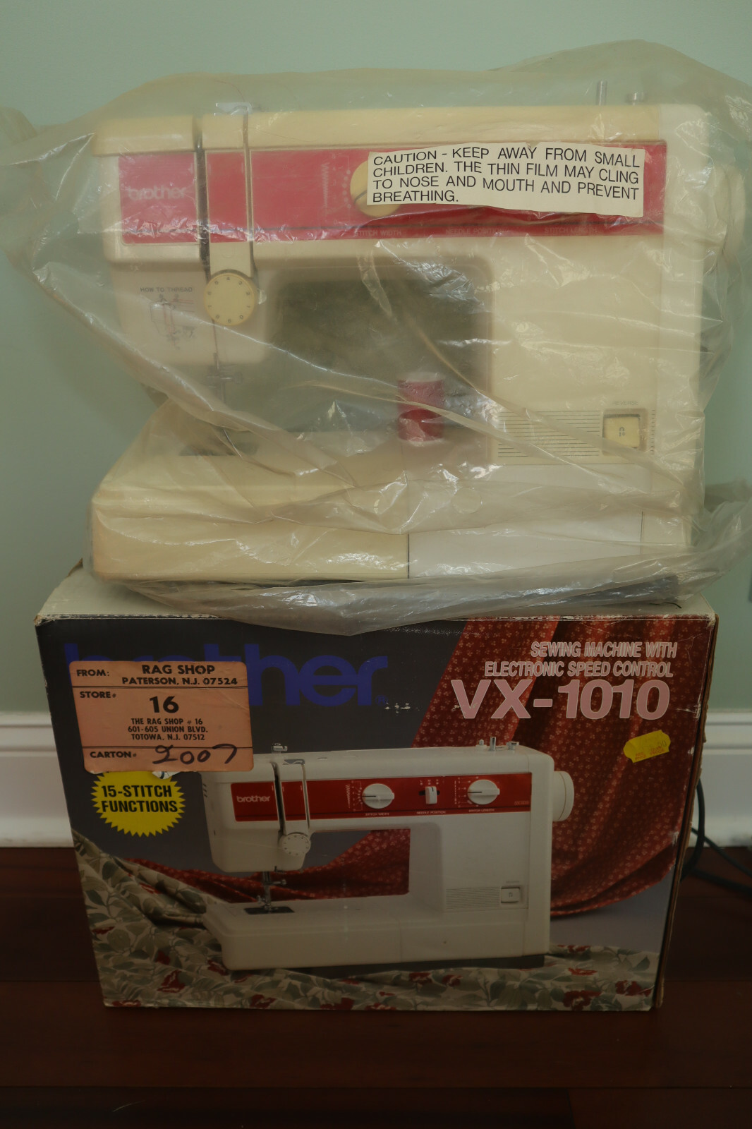 Vintage Brother VX-1010 15-Stitch Sewing Machine Electronic Speed Control CIB