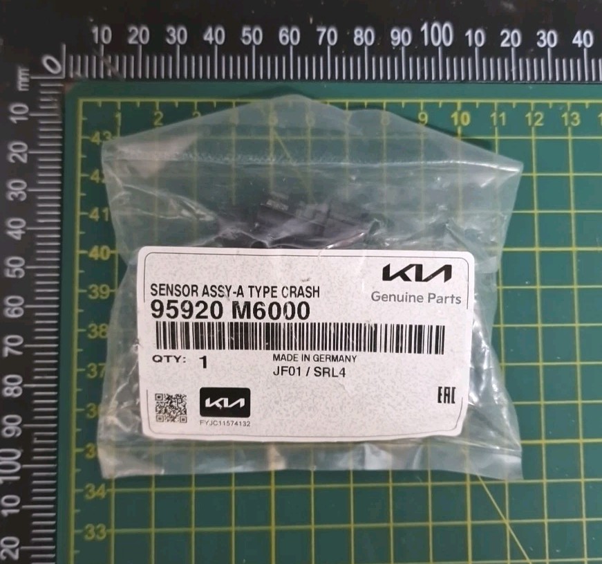 NEW HYUNDAI TUCSON NX4 Rear Right Impact Sensor 95920-M6000 27943268 GENUINE