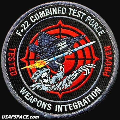 USAF 411th FLIGHT TEST SQ -F-22 COMBINED TEST FORCE- WEAPONS INTEGRATION- PATCH