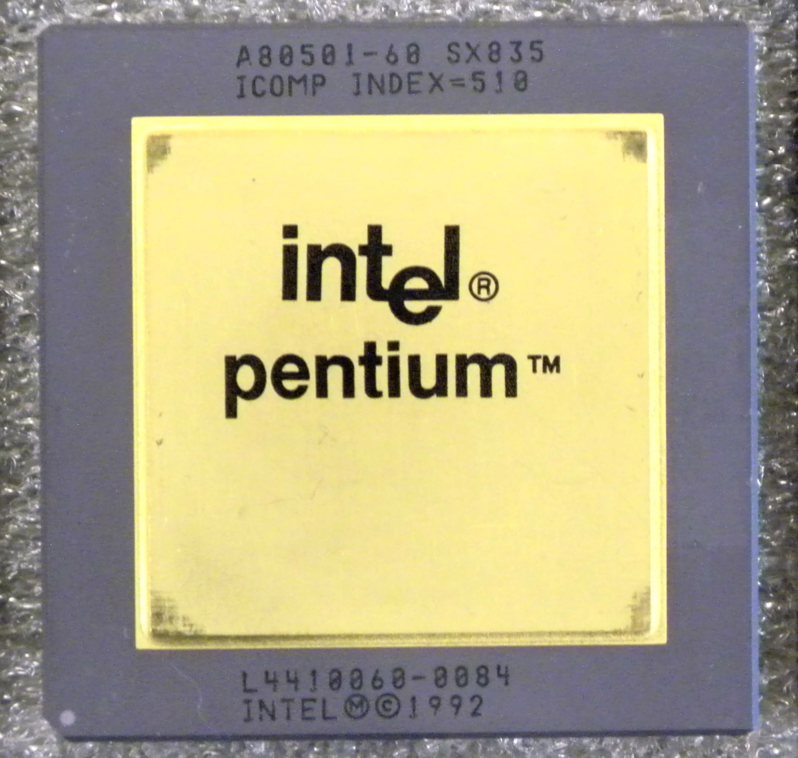 Intel Early Pentium 60MHz CPU A80501-60 SX835 Socket 4 Gold Top FDIV- Bug