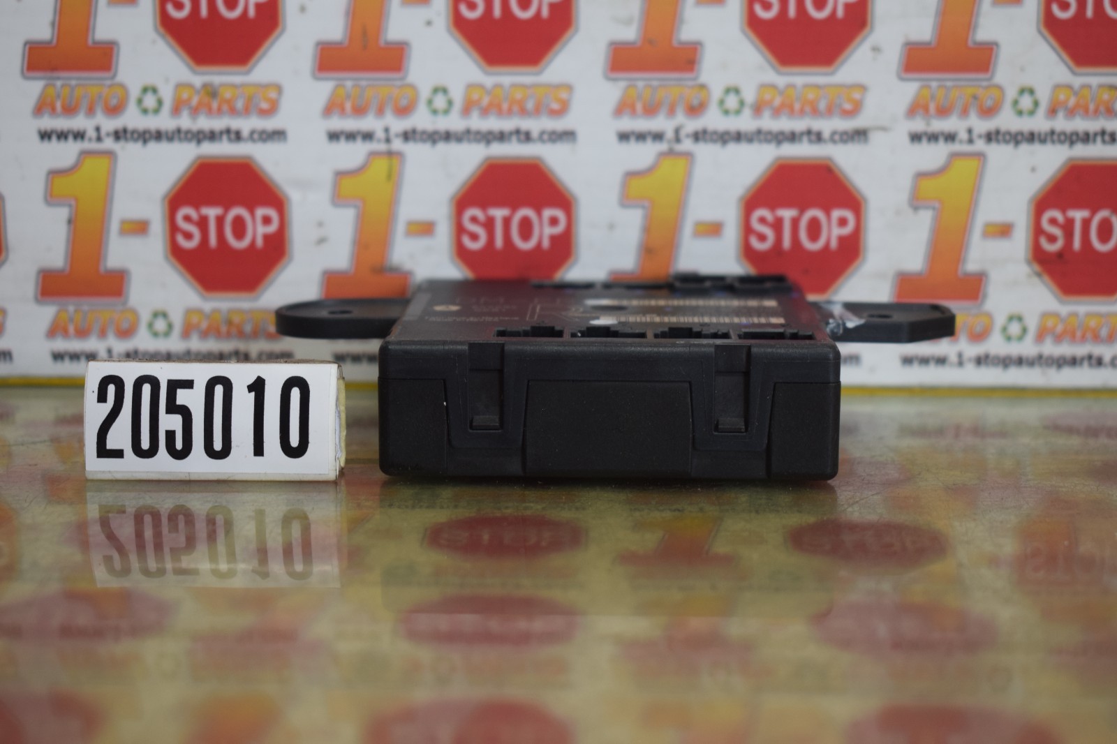 10-12 DODGE RAM 1500 PASSENGER/RIGHT FRONT DOOR CONTROL MODULE 68055298AF OEM