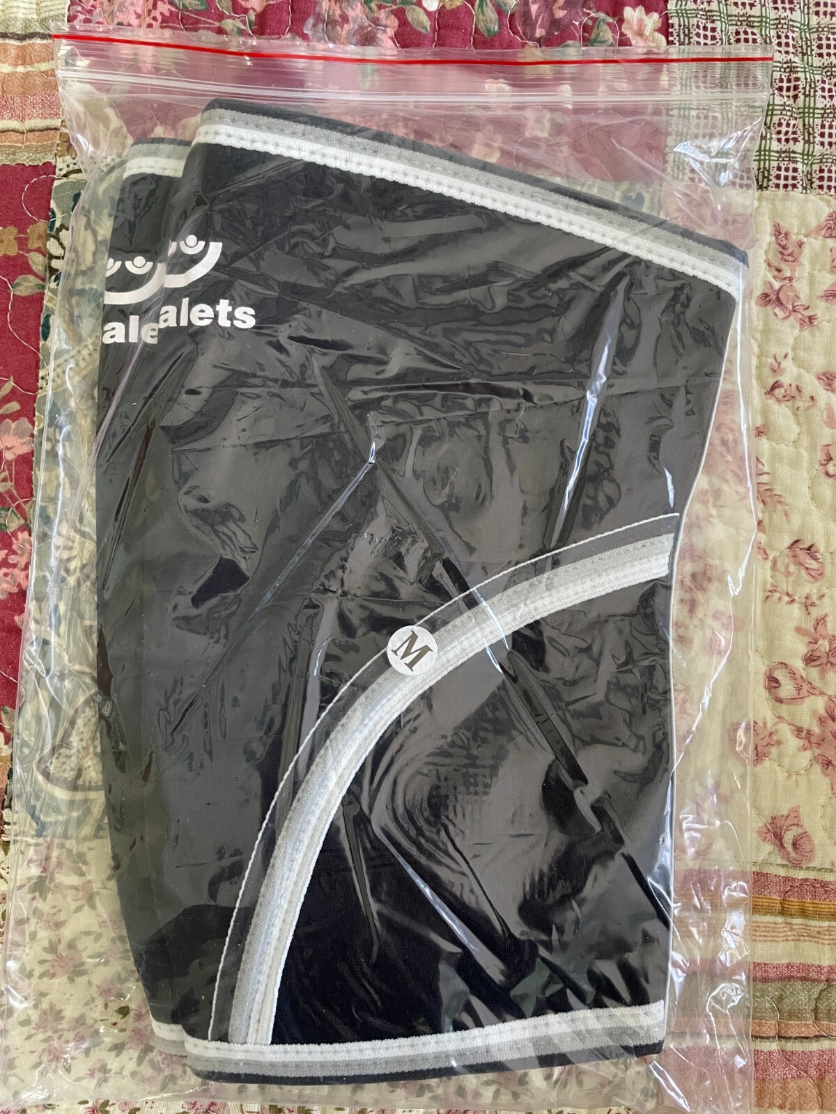 Knee Sleeves Size Medium Women 5 mm Neoprene Compression Support