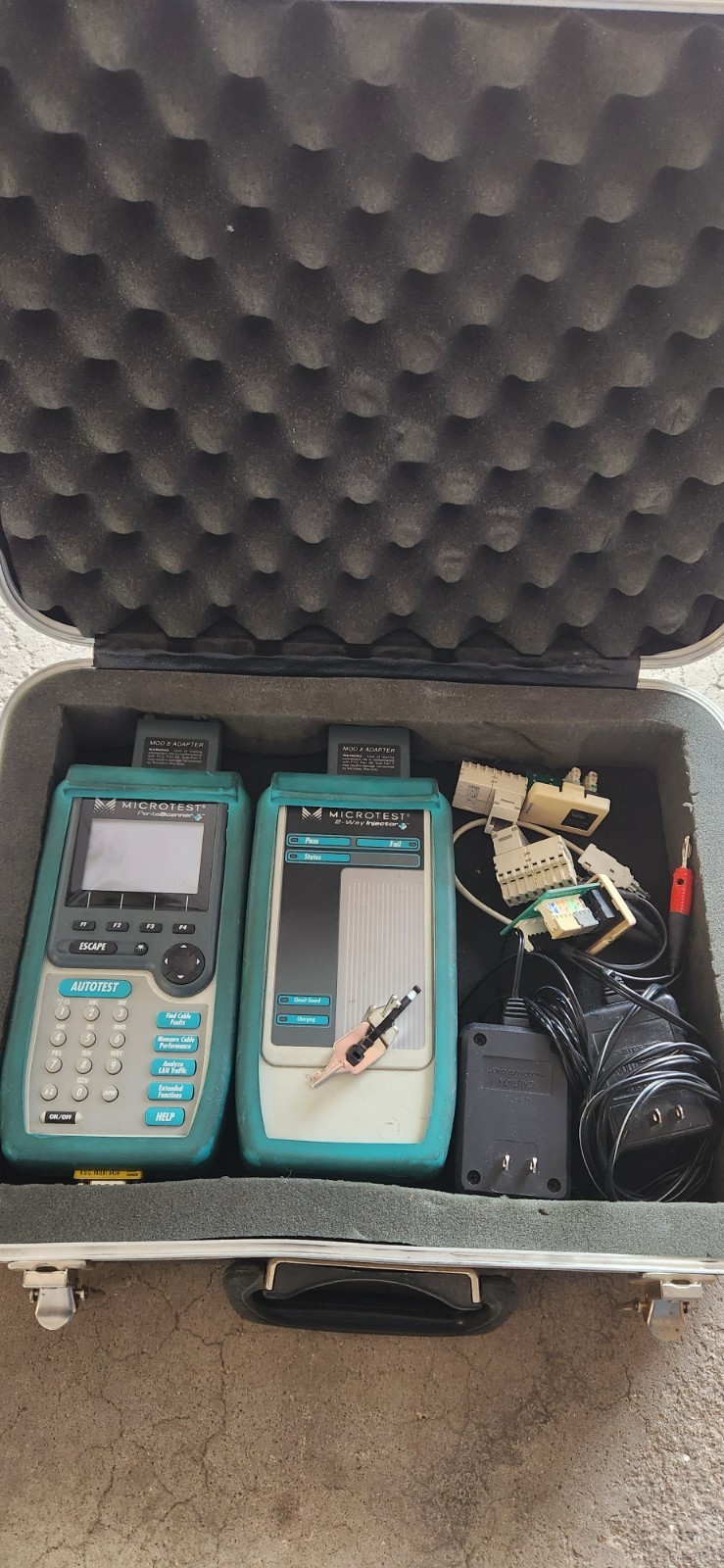 Microtest Penta Scanner And 2-way Injector With Hard Case , Cables, User Guides.
