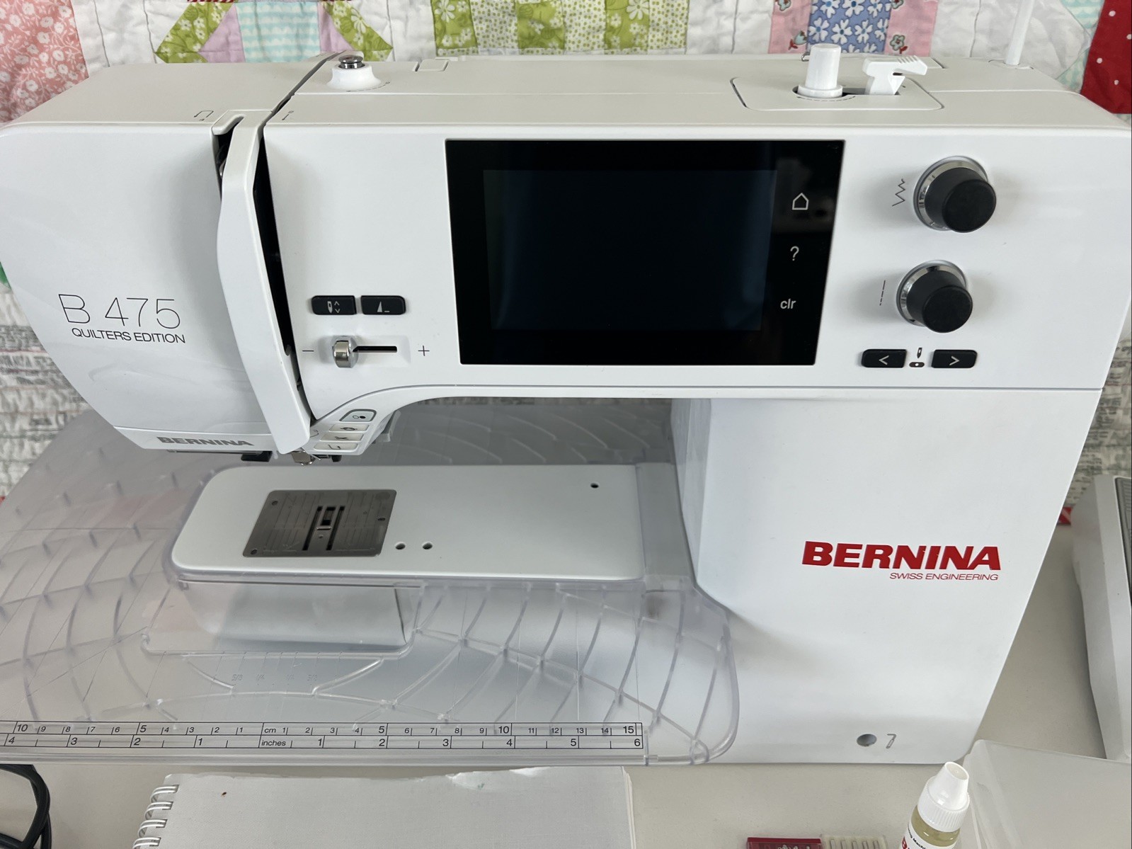 BERNINA B 475 QE Sewing and Quilting Machine