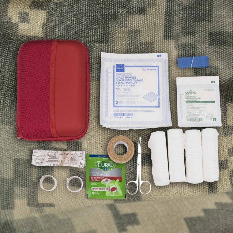 IFAK, Individual First Aid Kit, Minimalist Edition, 32 Pieces