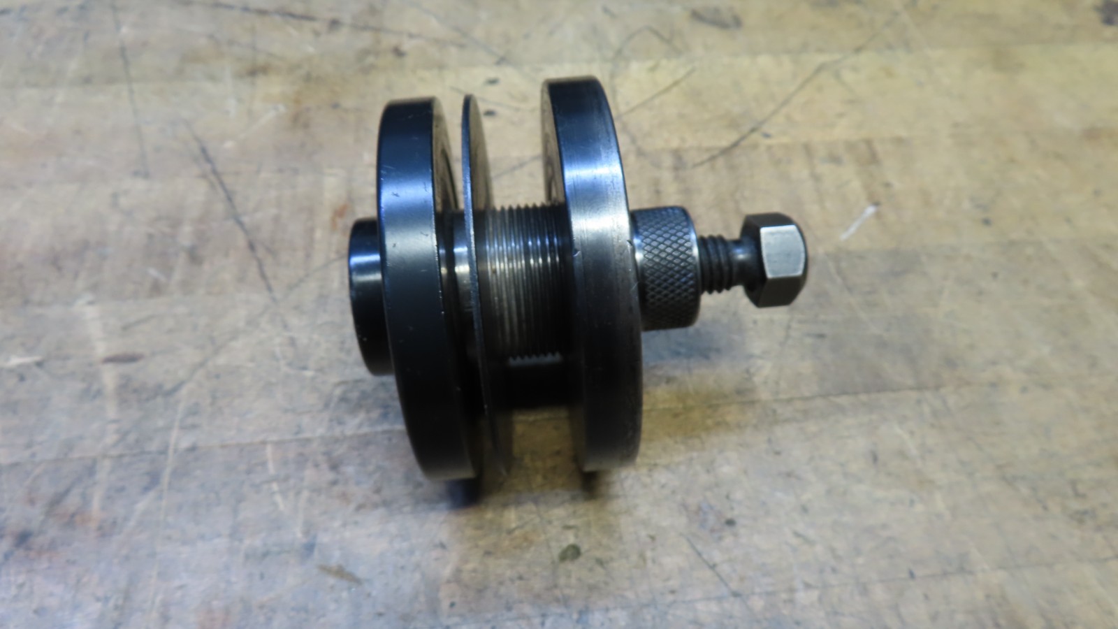 L.H. thread Cutter Grinder Surface grinding wheel arbor 1-1/4 ctr W/removal tool