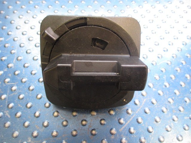ALLEN BRADLEY OPERATING HANDLE SER A 194R-HS1