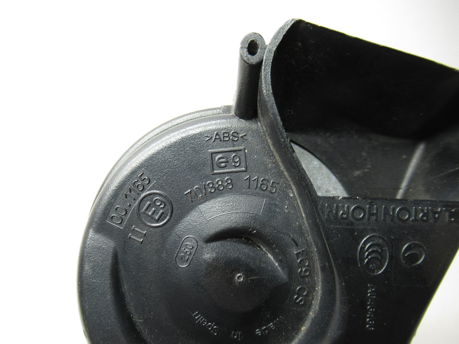 2012-2017 Audi A7 Quattro Horn Signal & Bracket 4G8951229B OEM