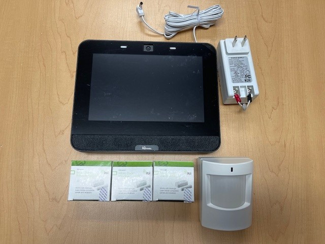 Qolsys IQ-4  PowerG, 7" Verizon  IQP4001 3 DOOR KIT+ 6 MONTHS ALARM MONITORING