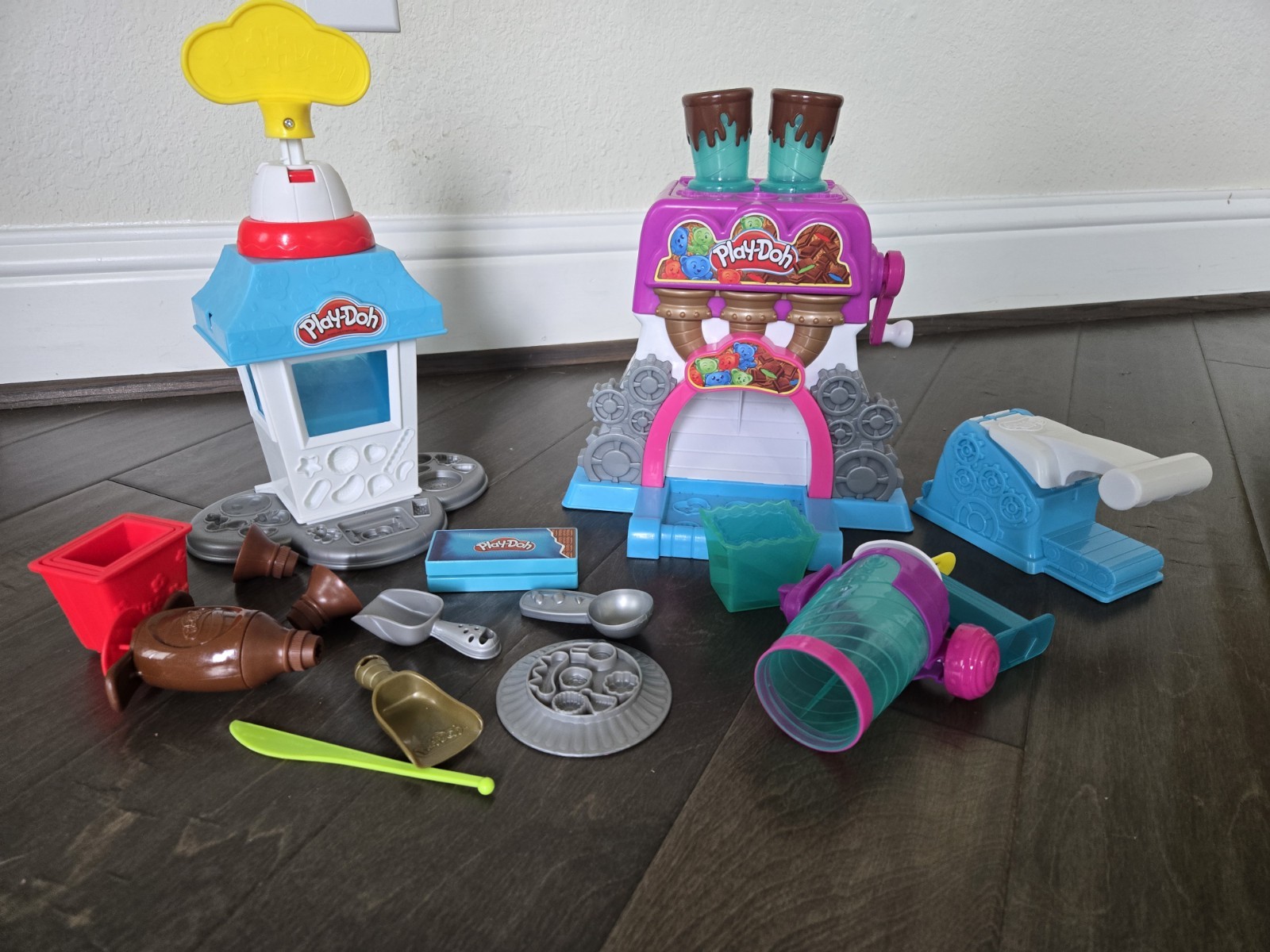 Play-Doh Kitchen Creations Popcorn Party Candy Delight Playsets Lot