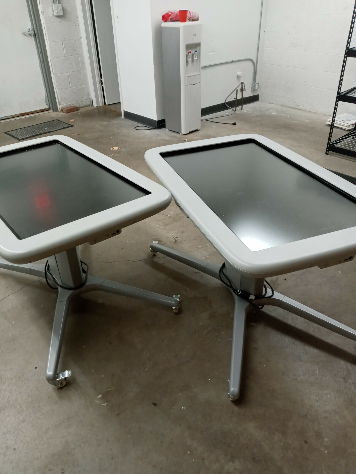 Smart Table 442i Collaborative Learning Center