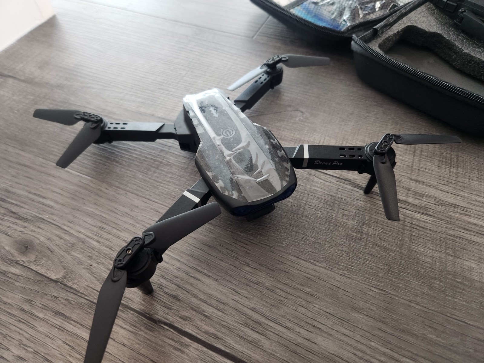 E99 K3 Professional RC Drone, Dual Camera Double Folding RC Quadcopter