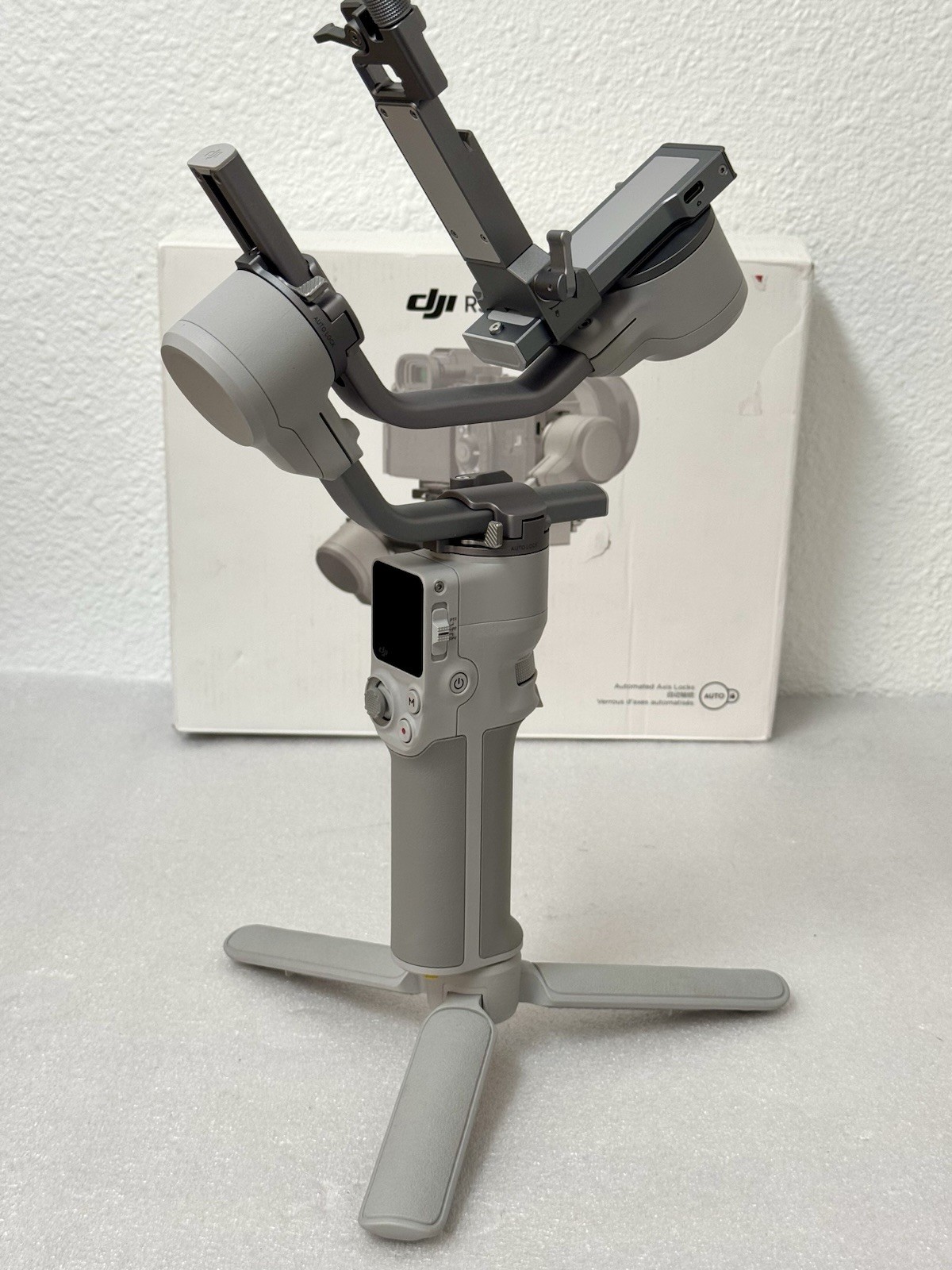 DJI RS 4 Mini Handheld 3-Axis Gimbal Stabilizer  #4
