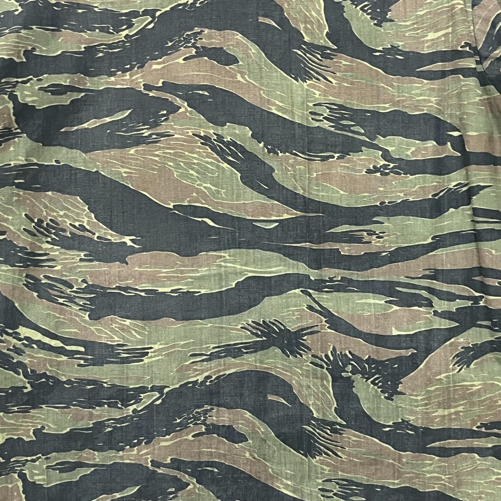 Vietnam War Tiger Stripe Jacket with USMC Rung Sat Special Zone Advisor Patch