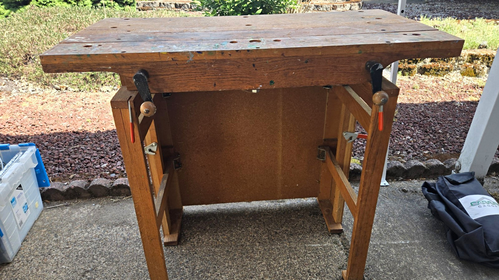 Wood Carpenter's Bench Workbench, Brown Wooden Bench with Vise Clamps