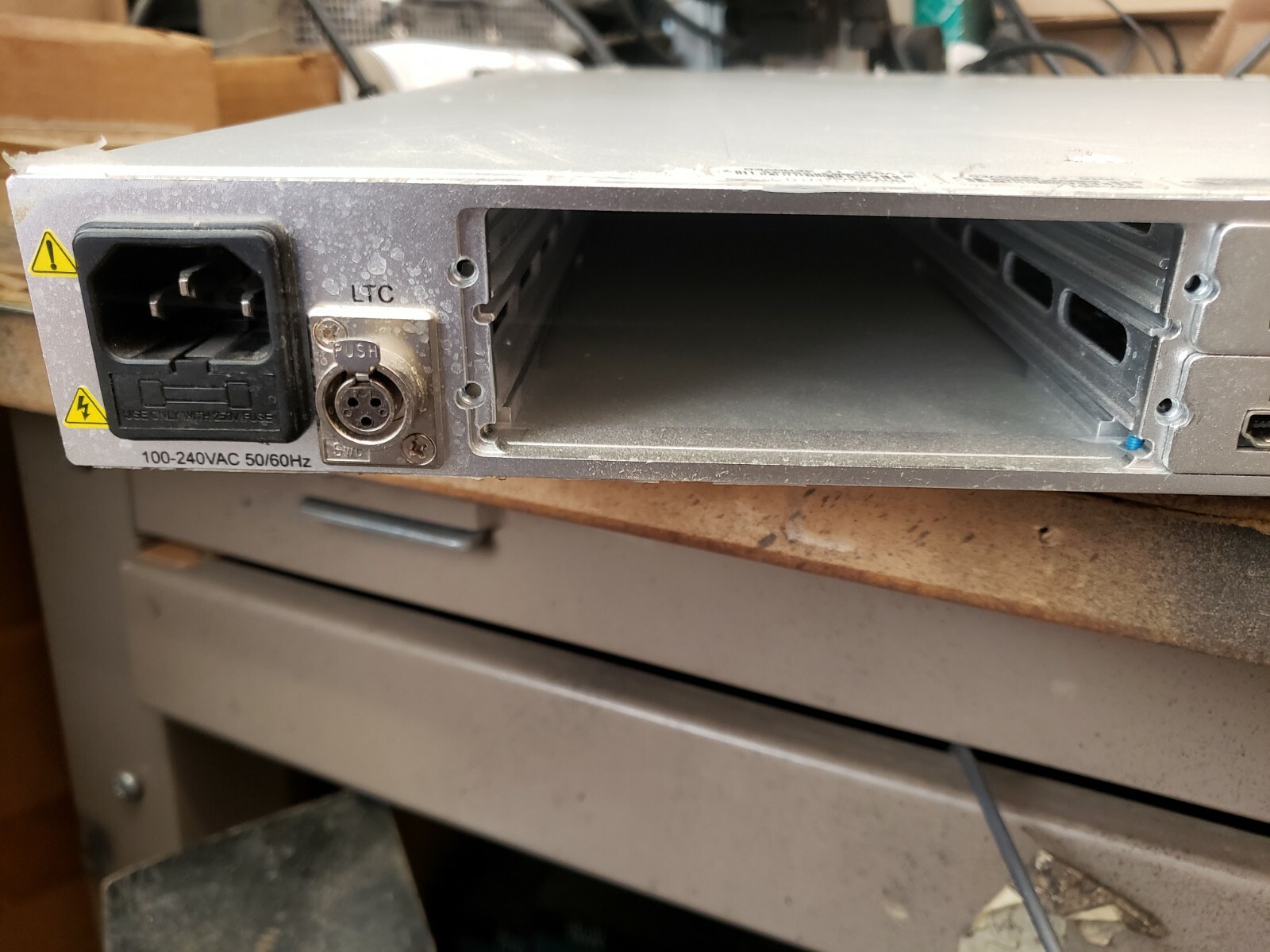 GeFei-Tech MVS-1U-CASE-O-MARSHALL Marshall Montage Multiviewer System ( A1-3)