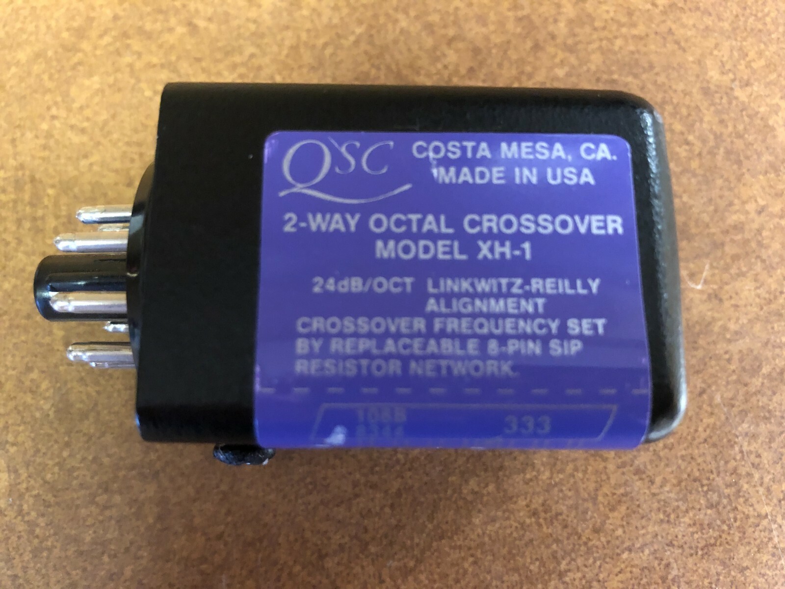 QSC XH-1 2-Way Octal Crossover 8 Pin Resistor