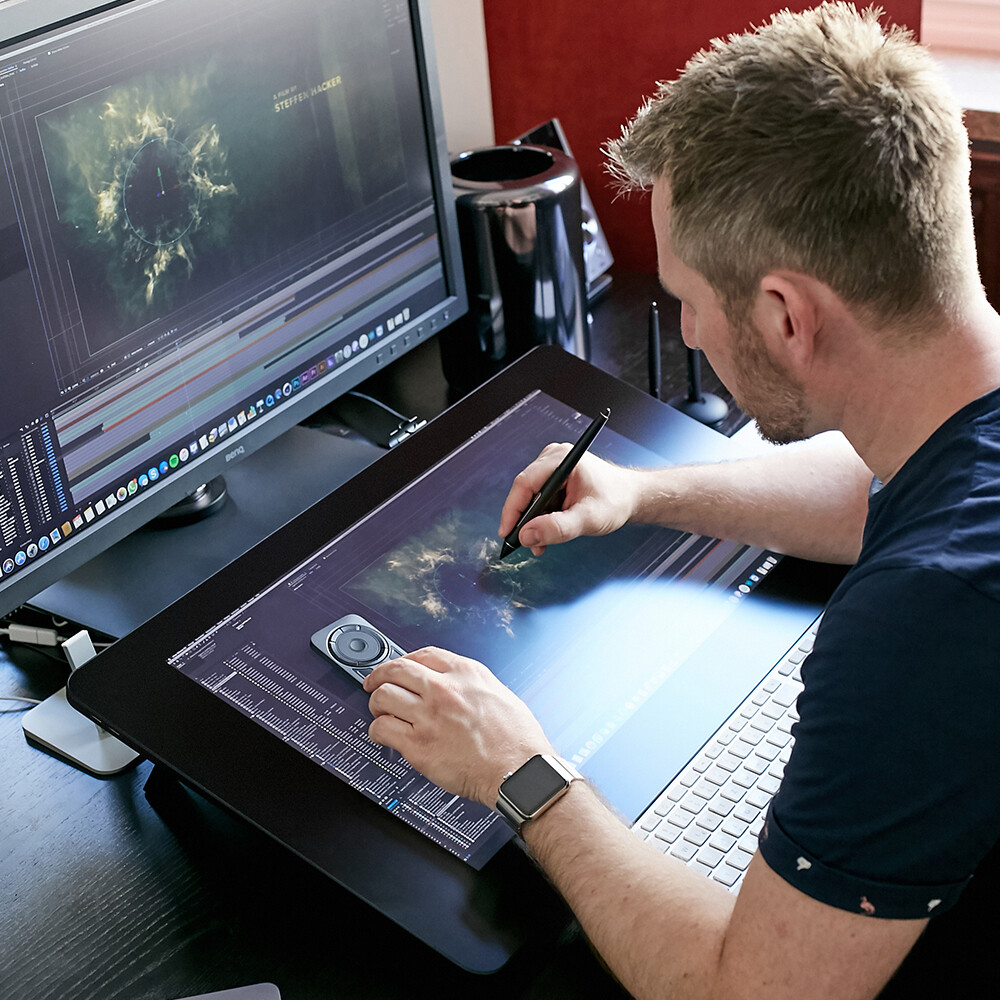 Wacom Cintiq Pro 24 Creative Pen Display 4K UHD, Certified Refurbished