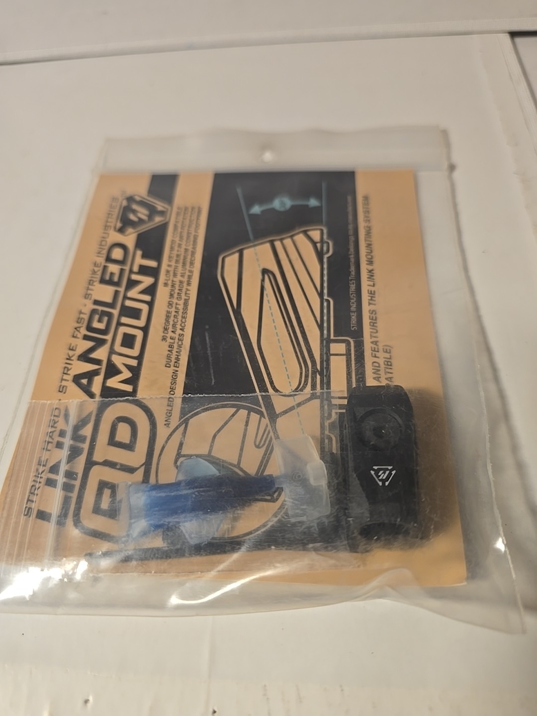 Strike Industries LINK Angled QD Mount - Black