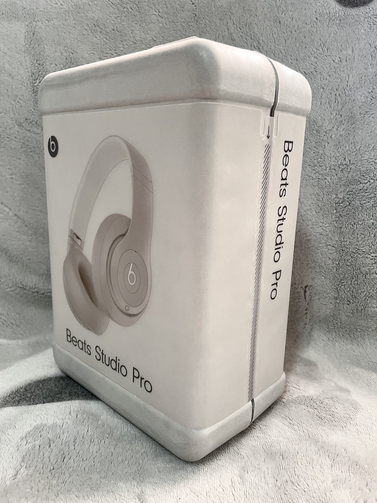 Beats Studio Pro Wireless Bluetooth Headphones - Sandstone (New Sealed)