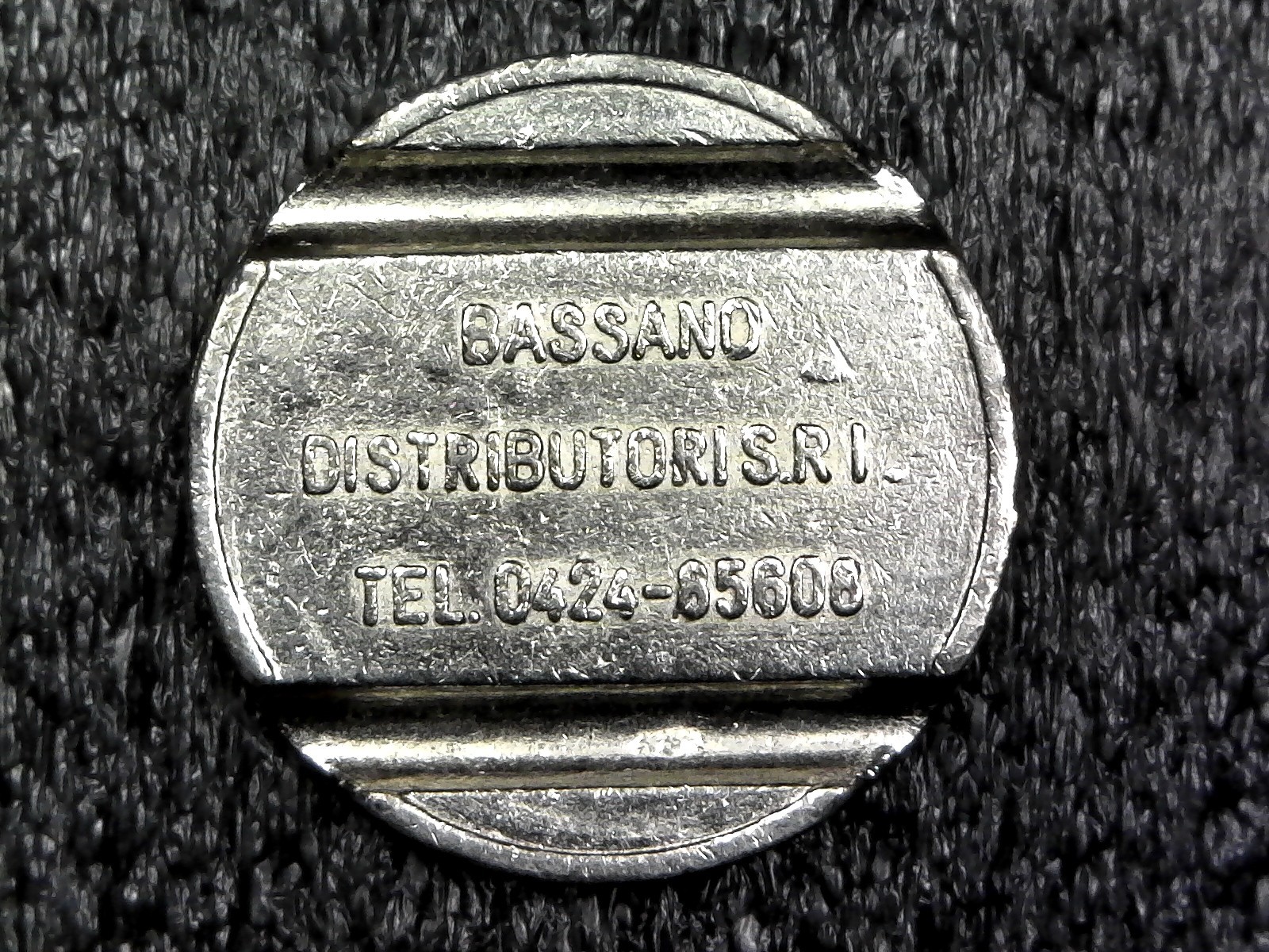 Italy, Bassano - Vending Services Token Grooved Coin 24mm (ft141)