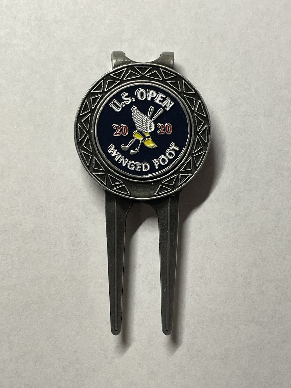 2020 U.S. Open Championship Divot Tool & 1" Coin Golf Marker - Winged Foot GC