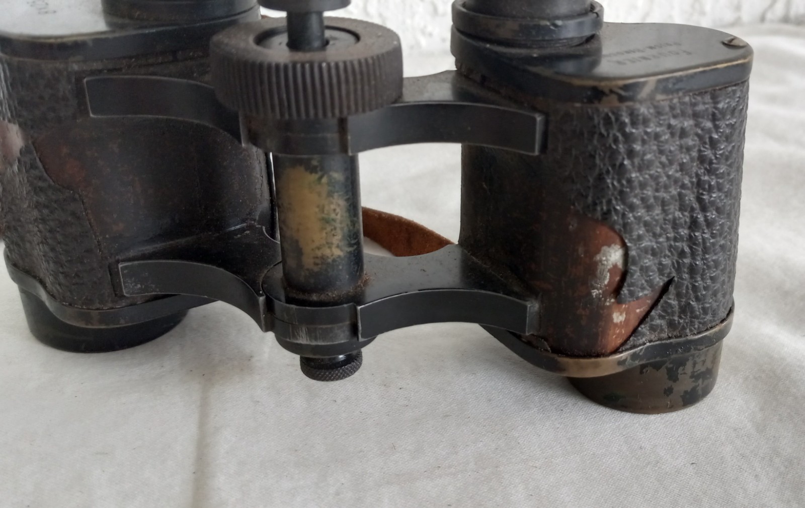 Vintage Fournier 8 x 25 Prism Binoculars with Case